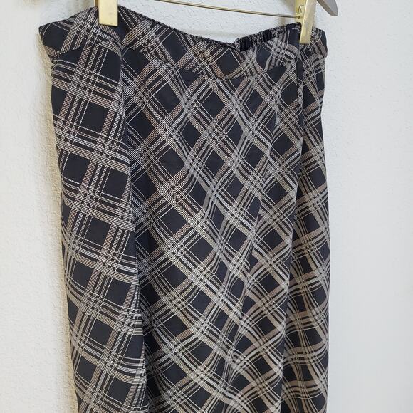 Lane Bryant Skirt Womens 22 / 24 Black Plaid A Line Elastic Waist Midi Length - Picture 8 of 11